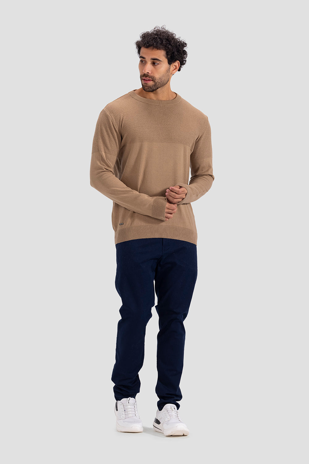 crew neck pullover