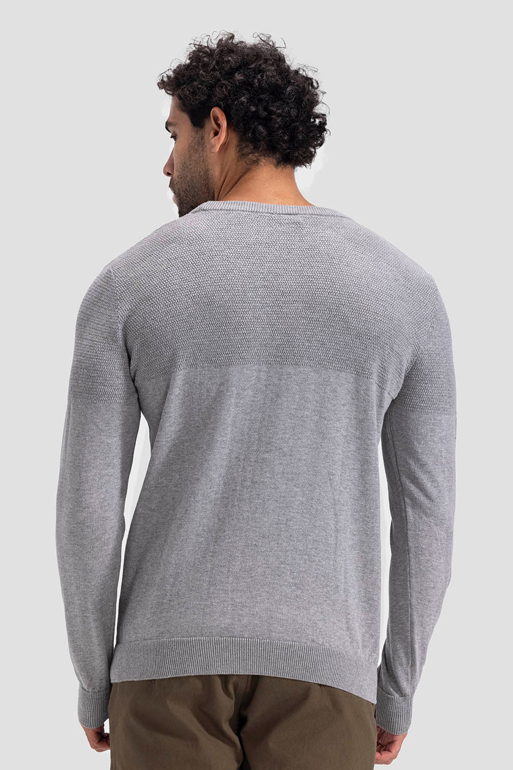 crew neck pullover