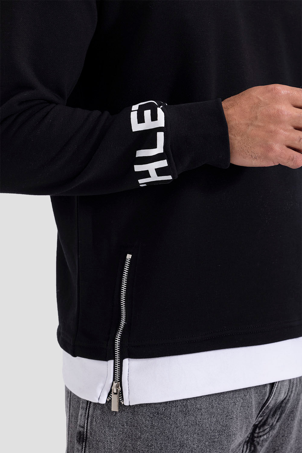 crew neck sweatshirt