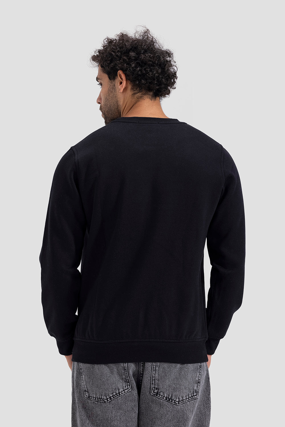 crew neck sweatshirt