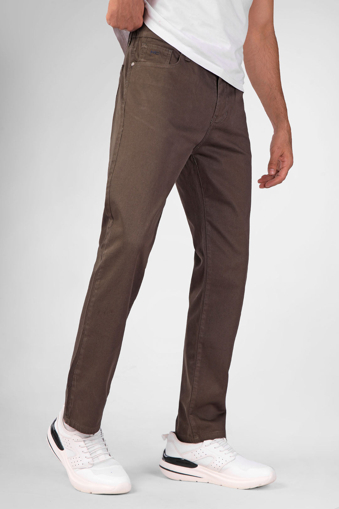 slim fit chino pant
