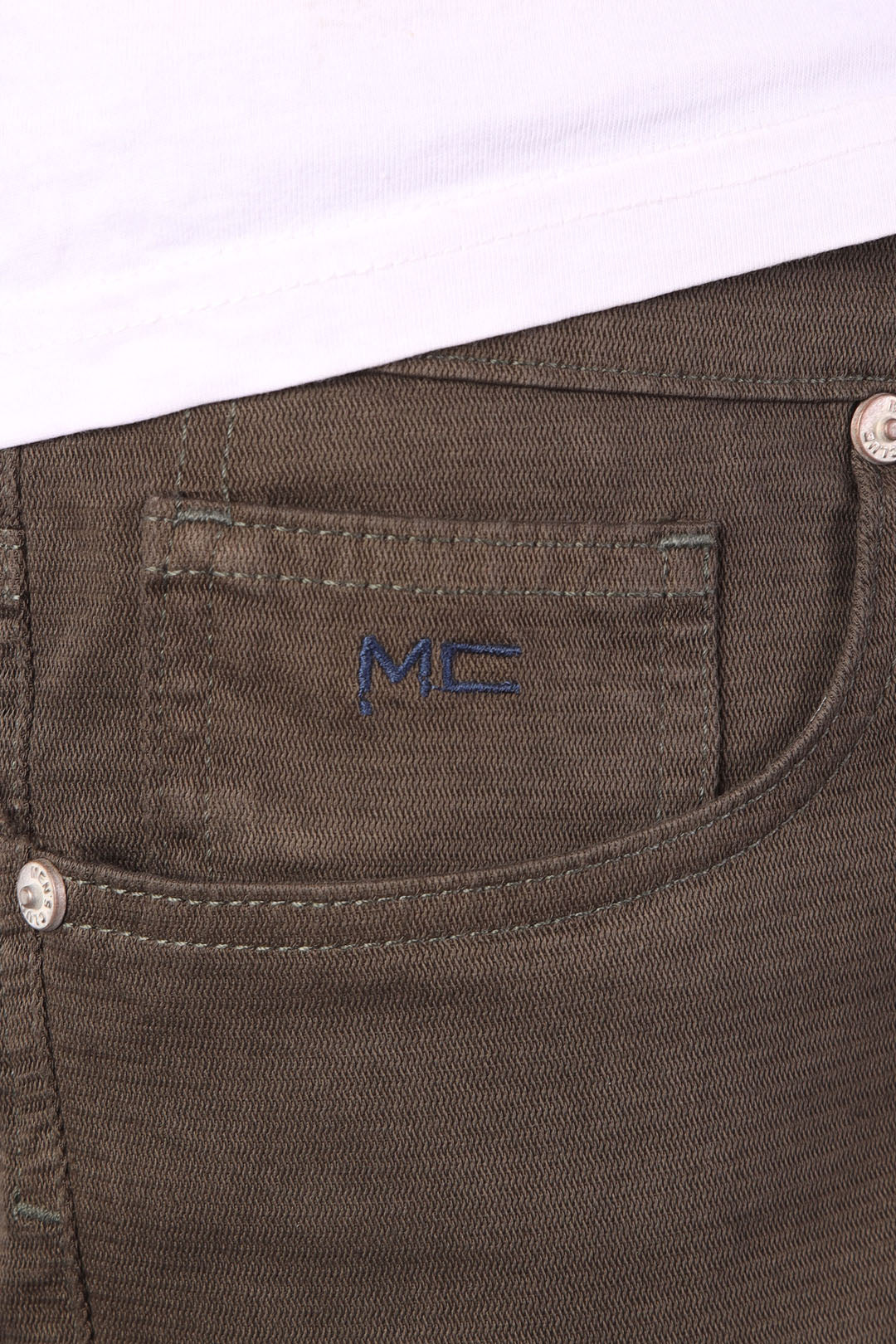 slim fit chino pant