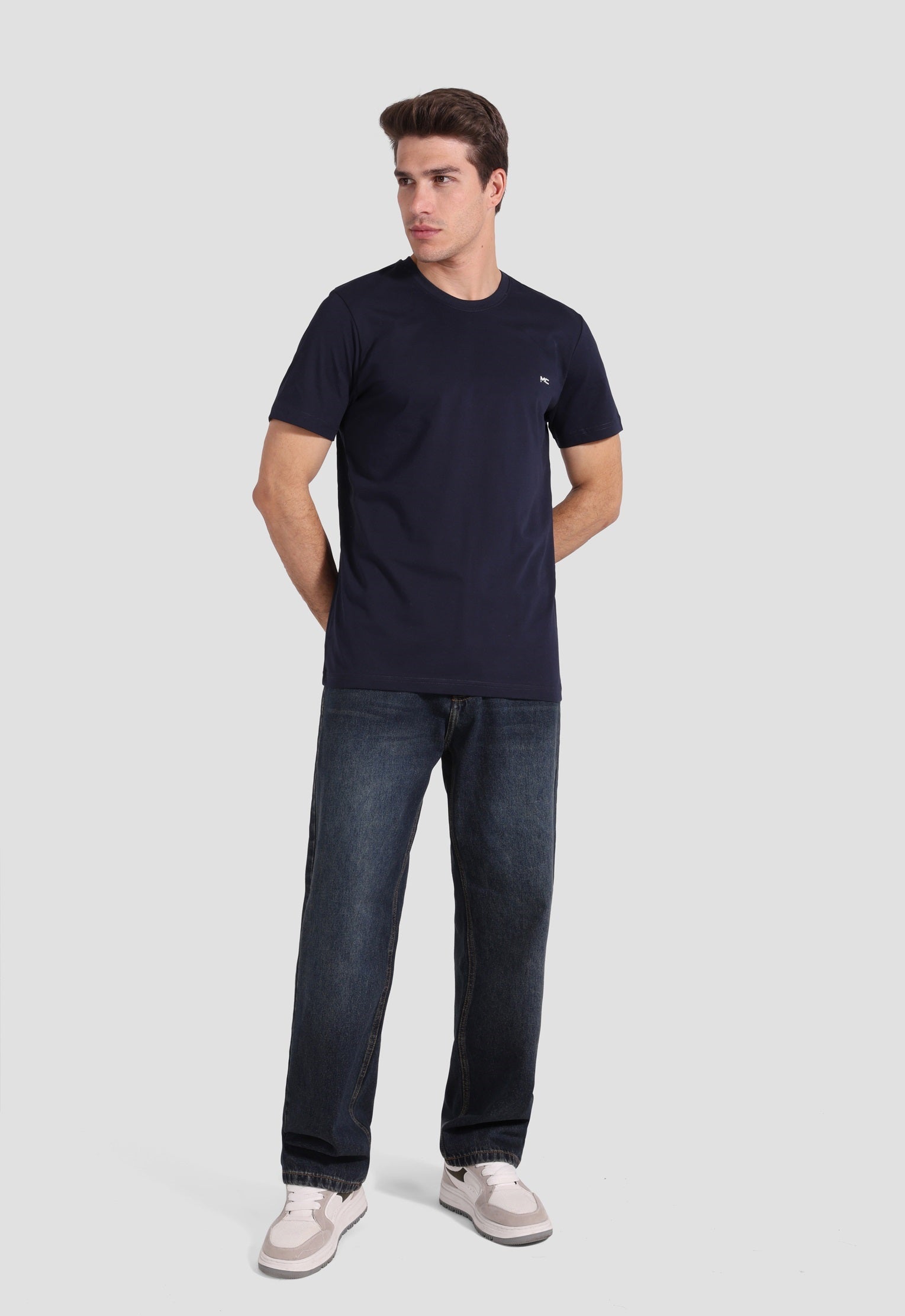 navy crew neck baisc t-shirt