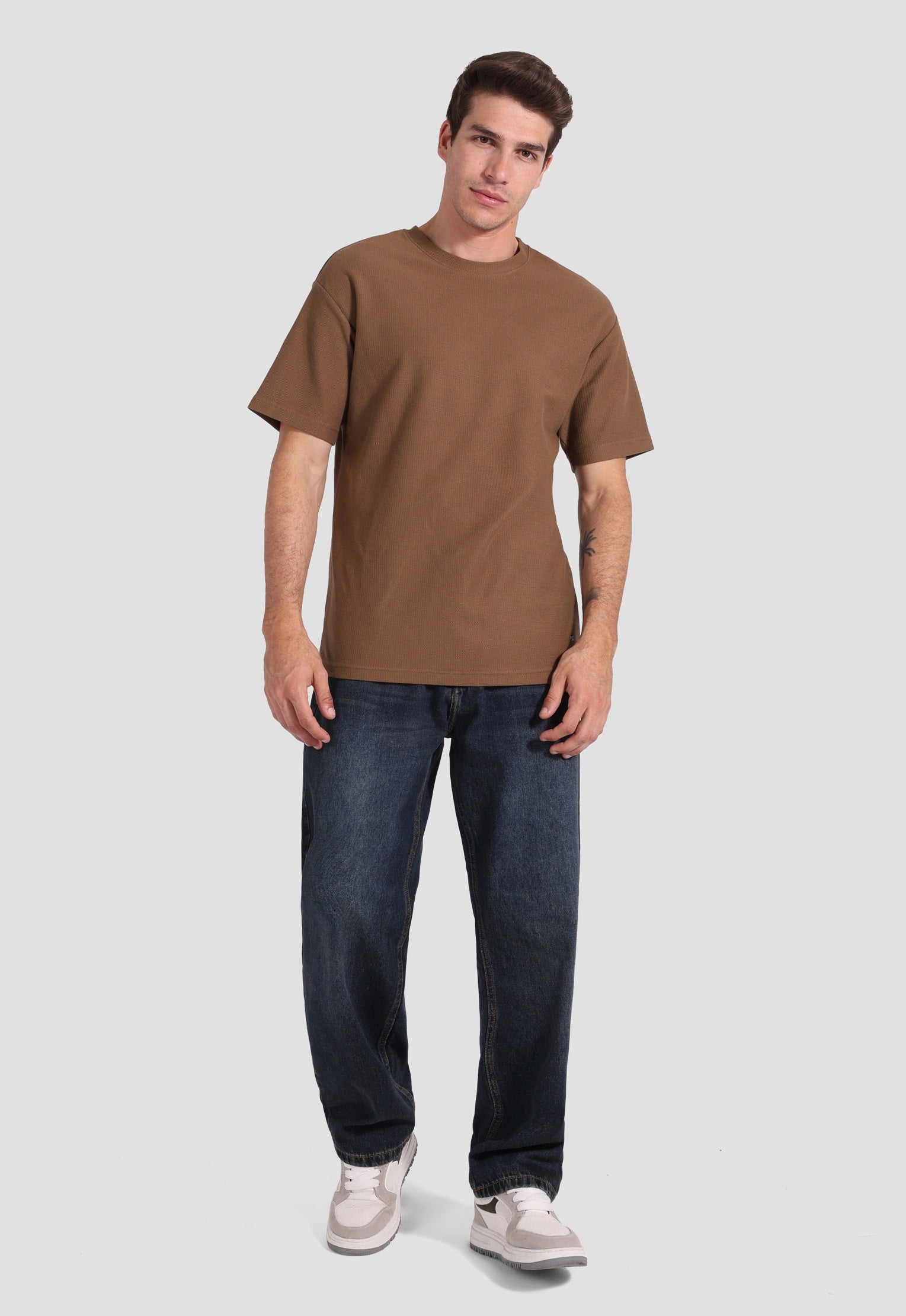café crew neck t-shirt
