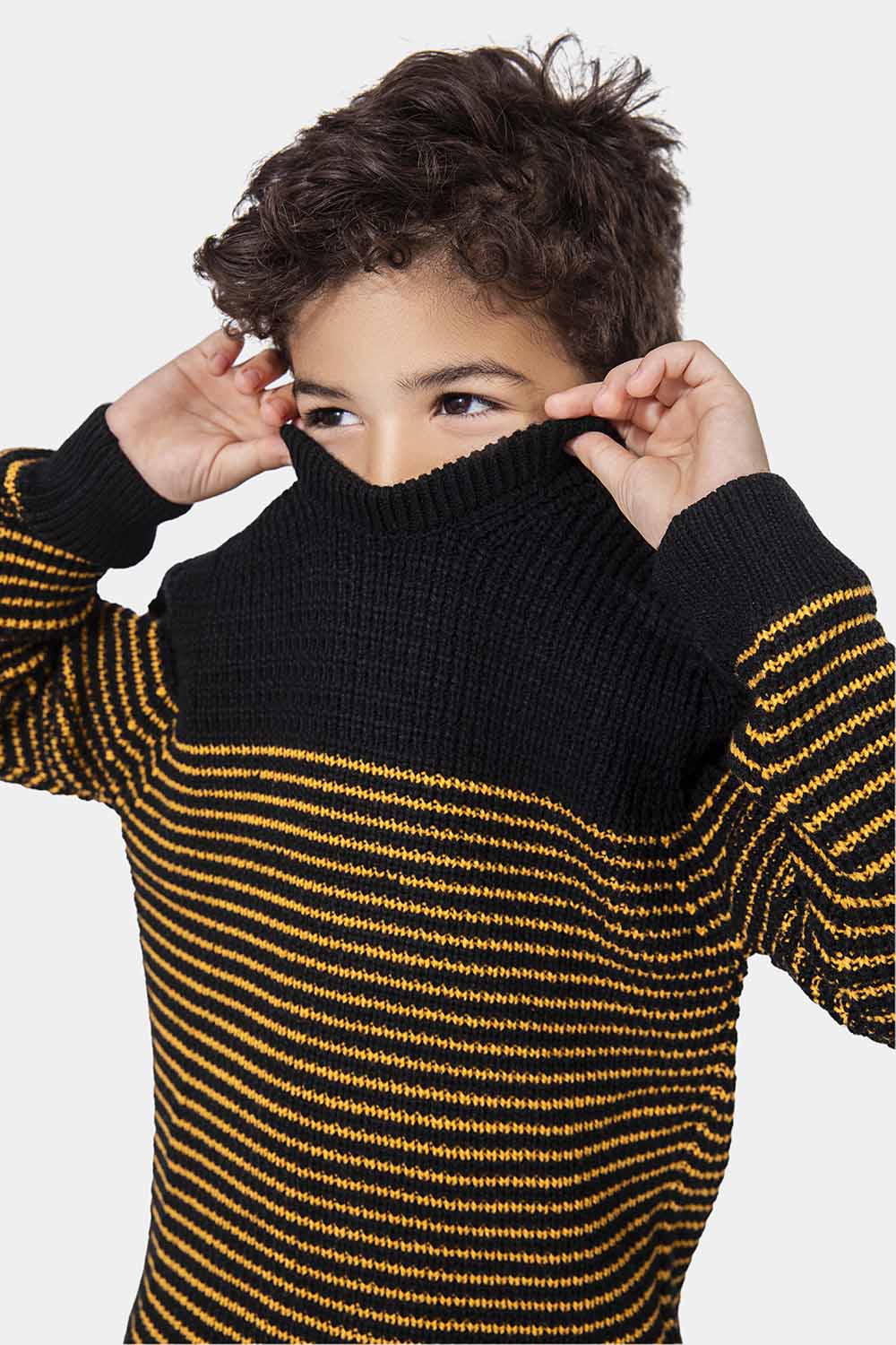 Black Crew Neck Pullover