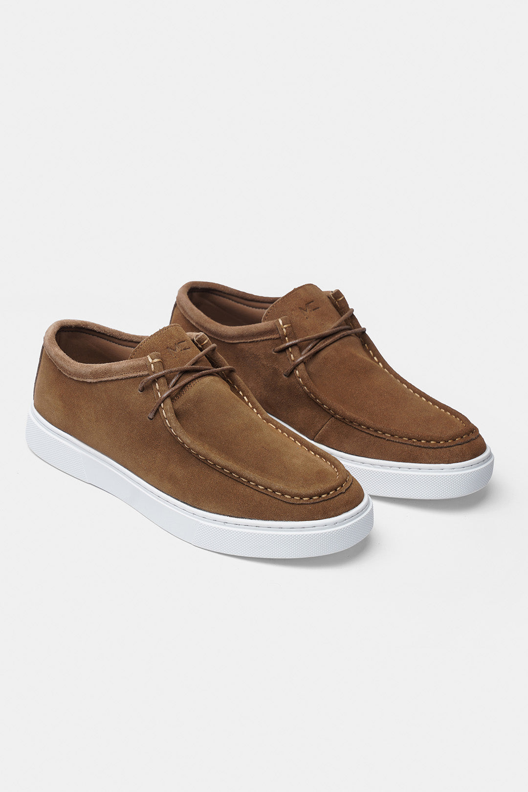 casual shoes