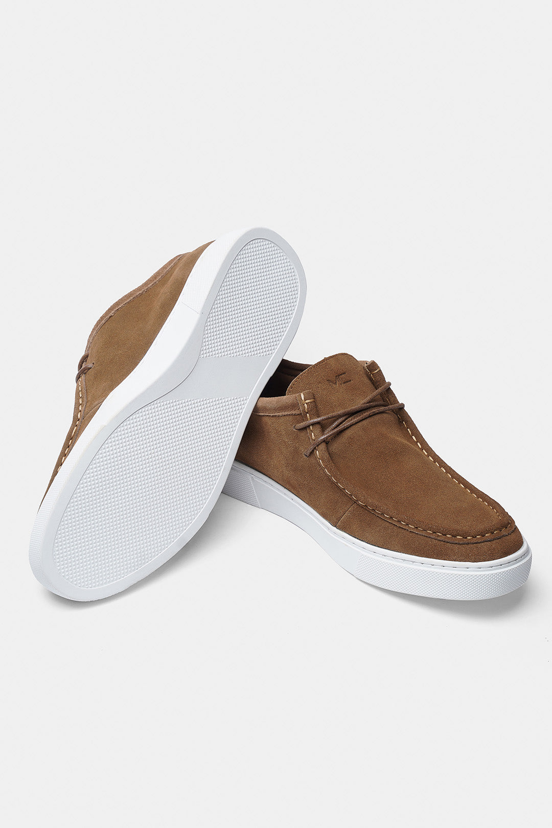 casual shoes