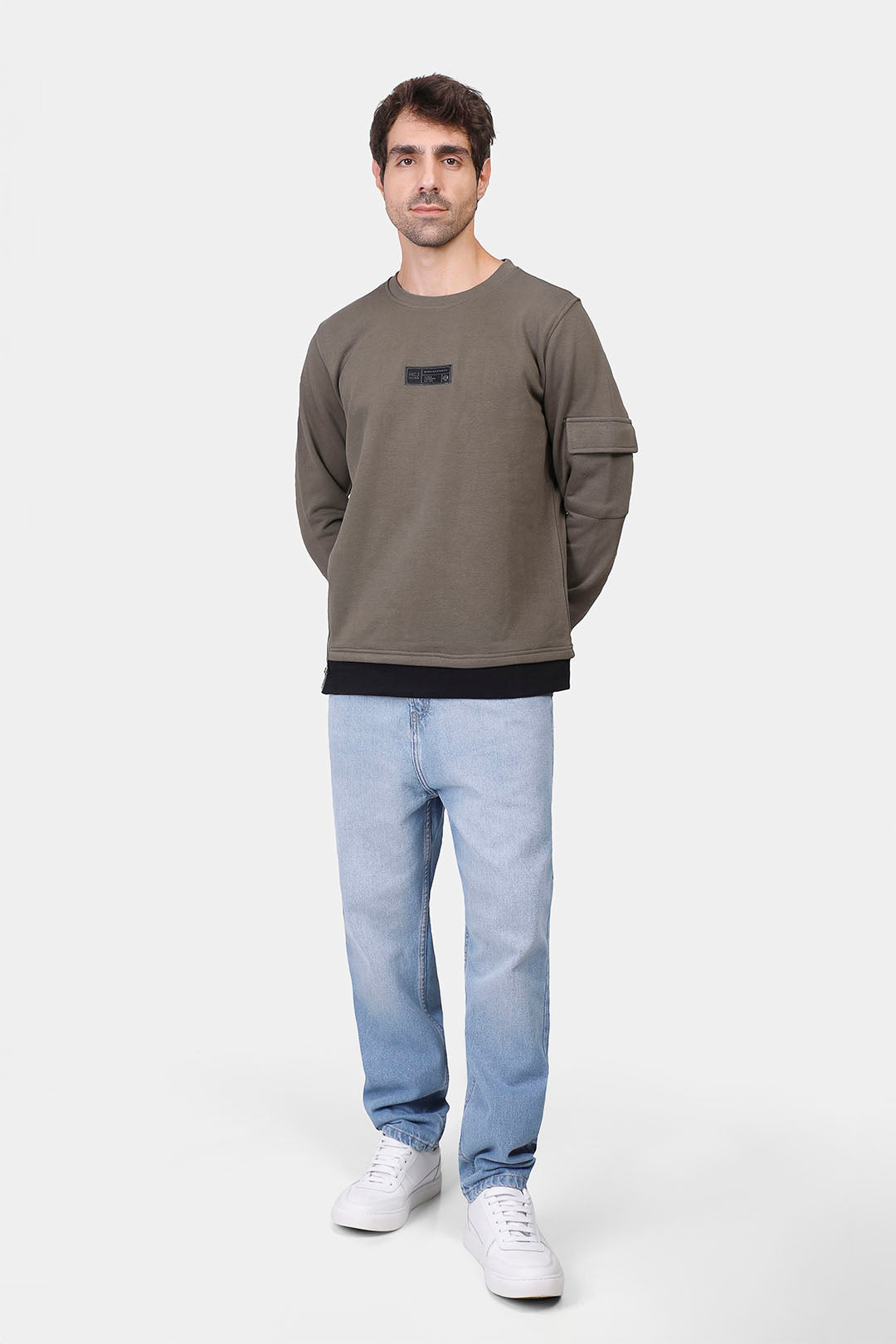 crew neck sweatshirt