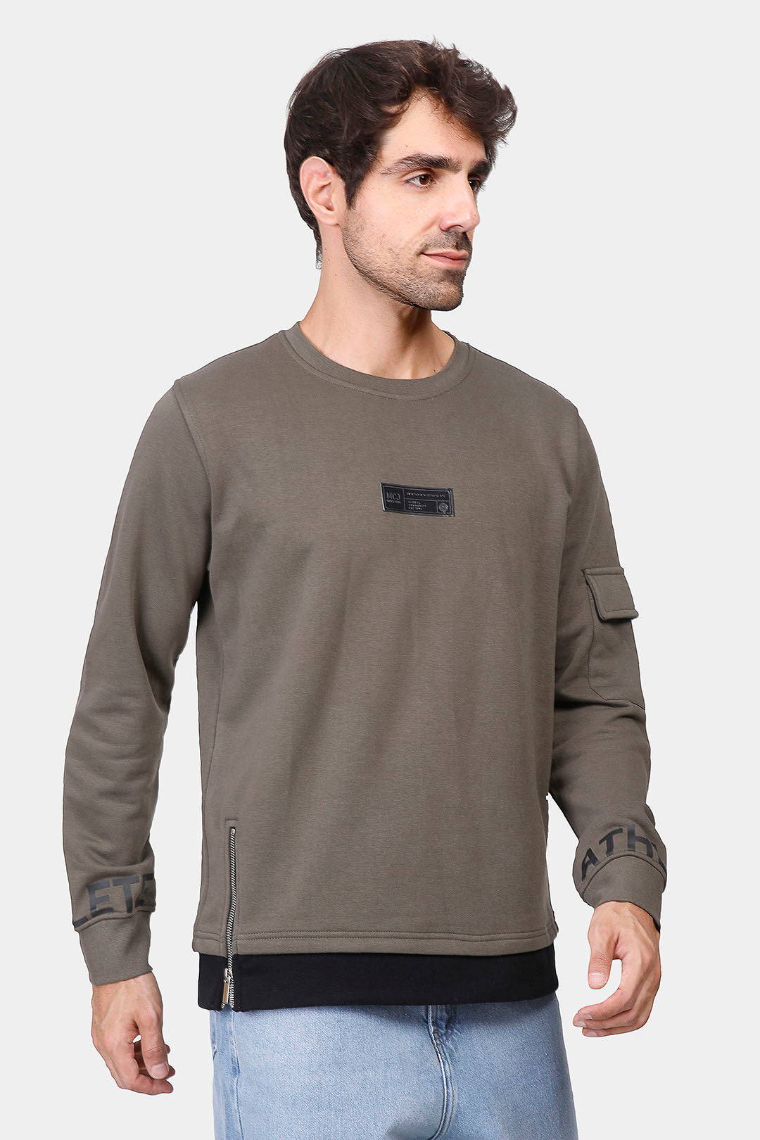 crew neck sweatshirt