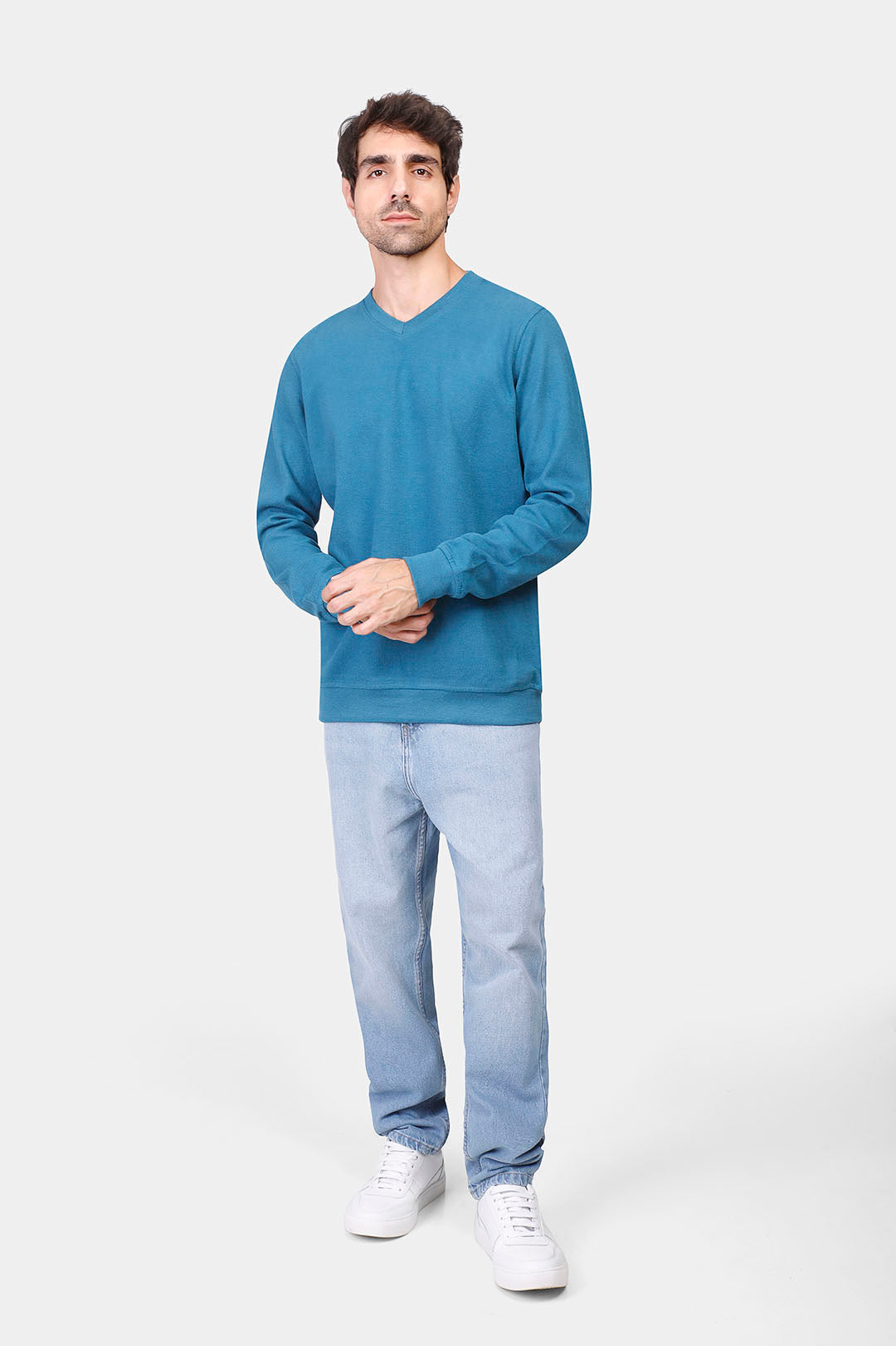v neck sweatshirt