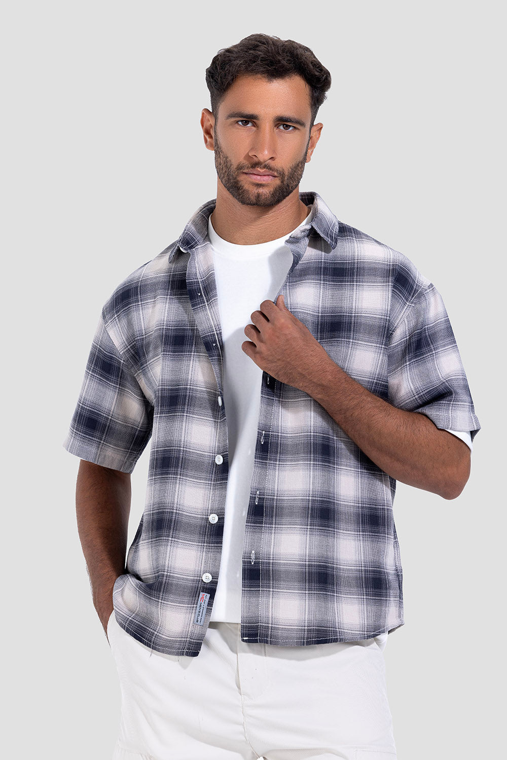 قميص كاروهات بااكمام قصيرة