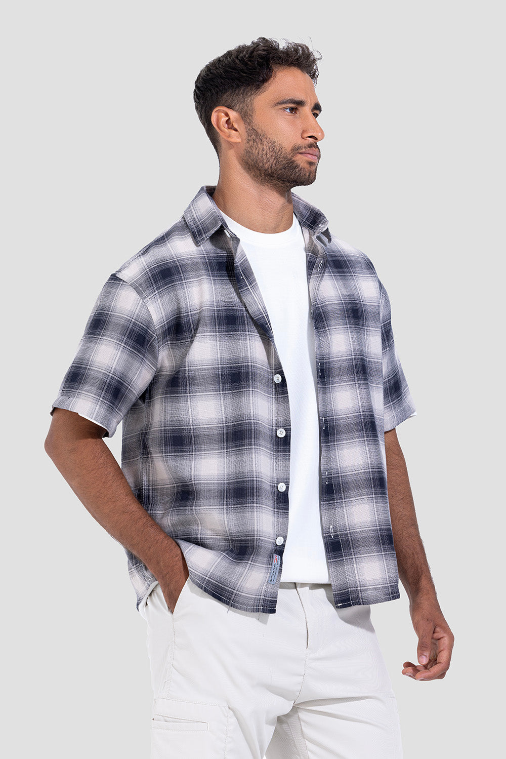 قميص كاروهات بااكمام قصيرة