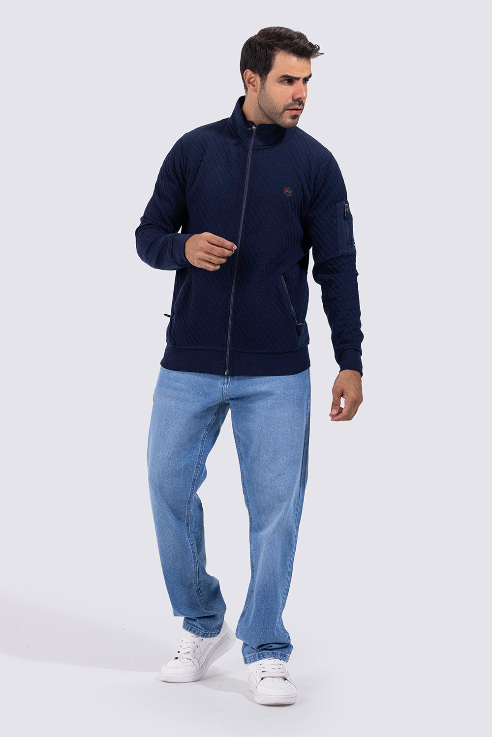 FULL ZIPPER HOODED SWEATSHIRT