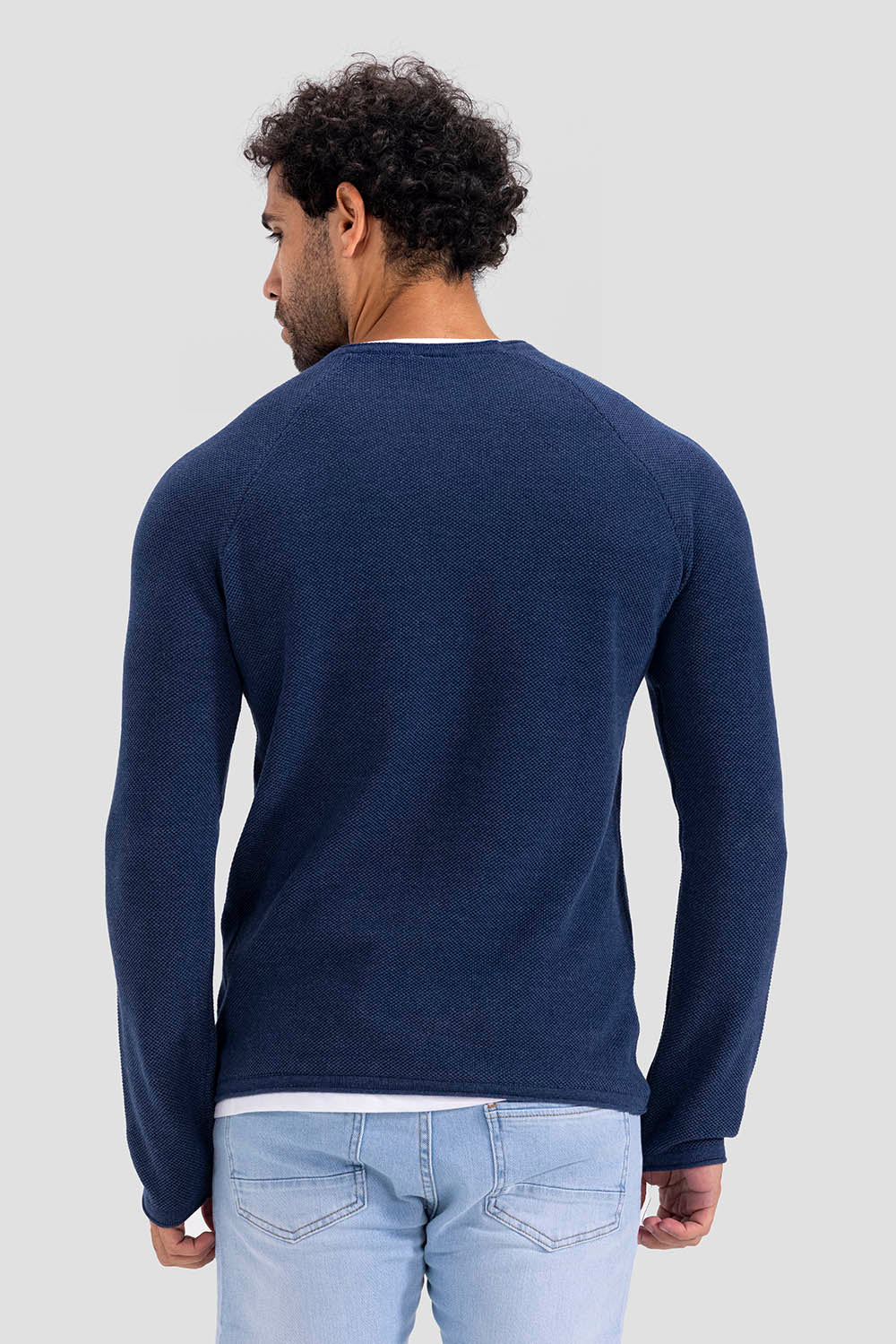 crew neck pullover