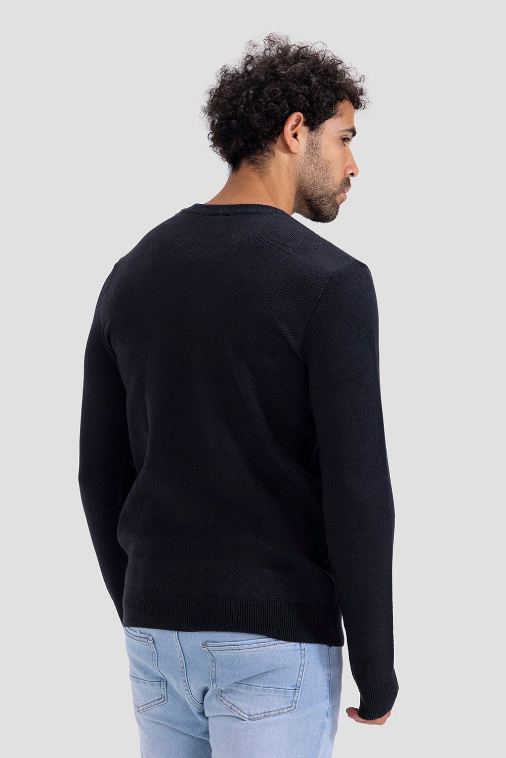 crew neck pullover