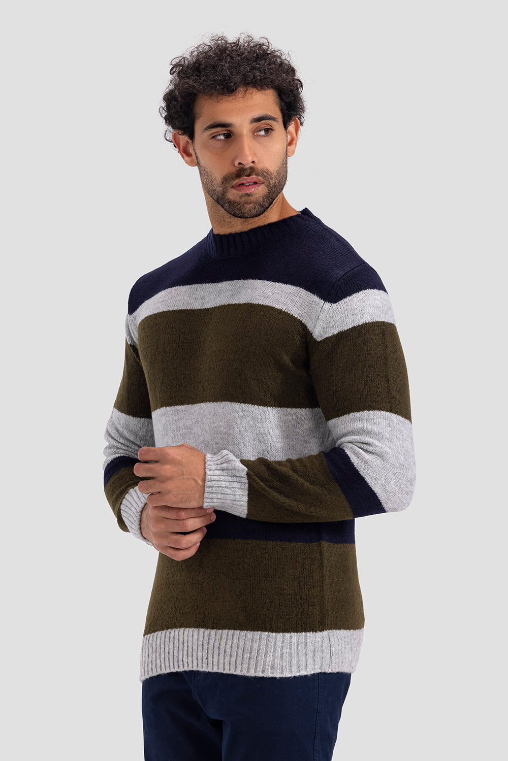 crew neck pullover