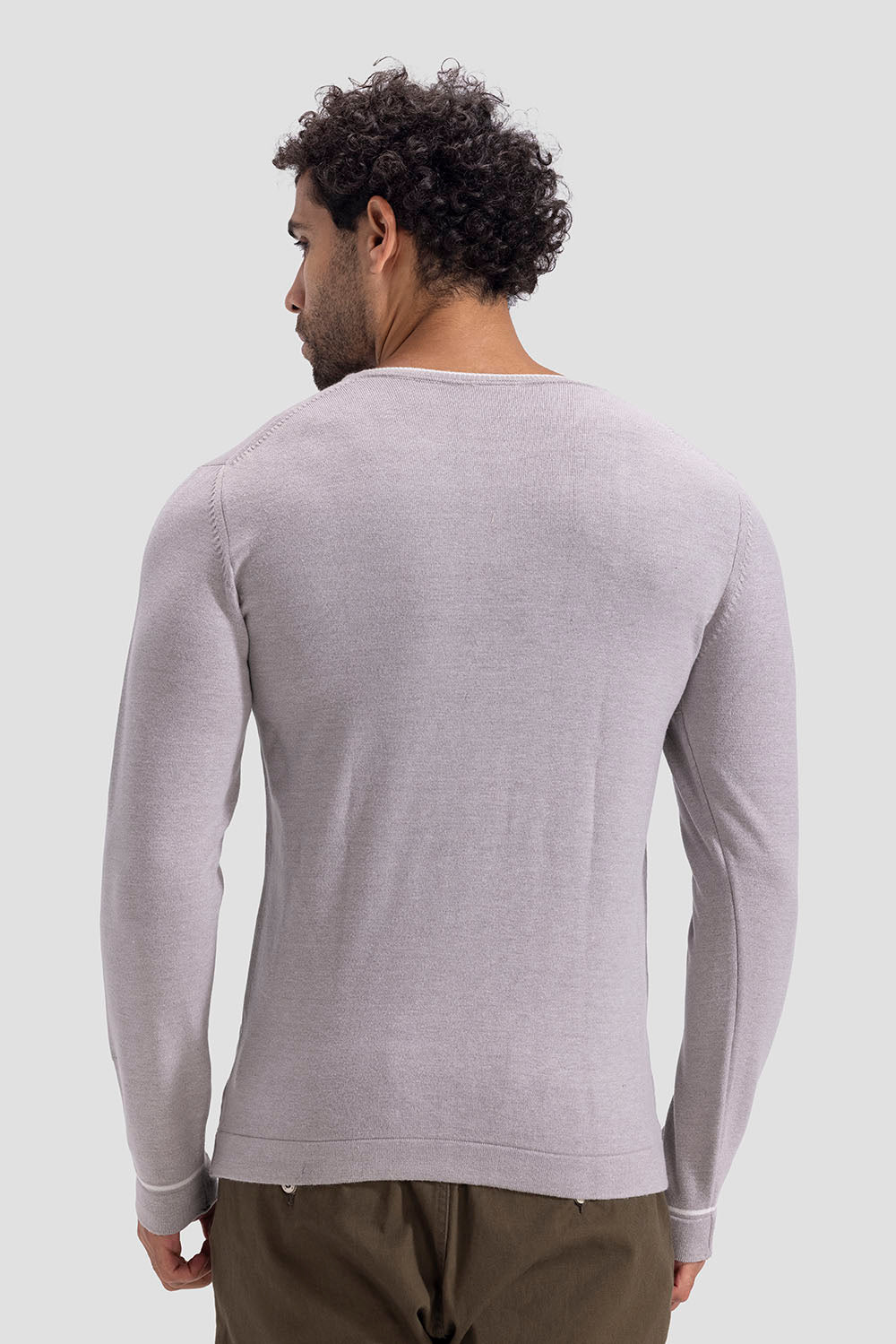 crew neck pullover