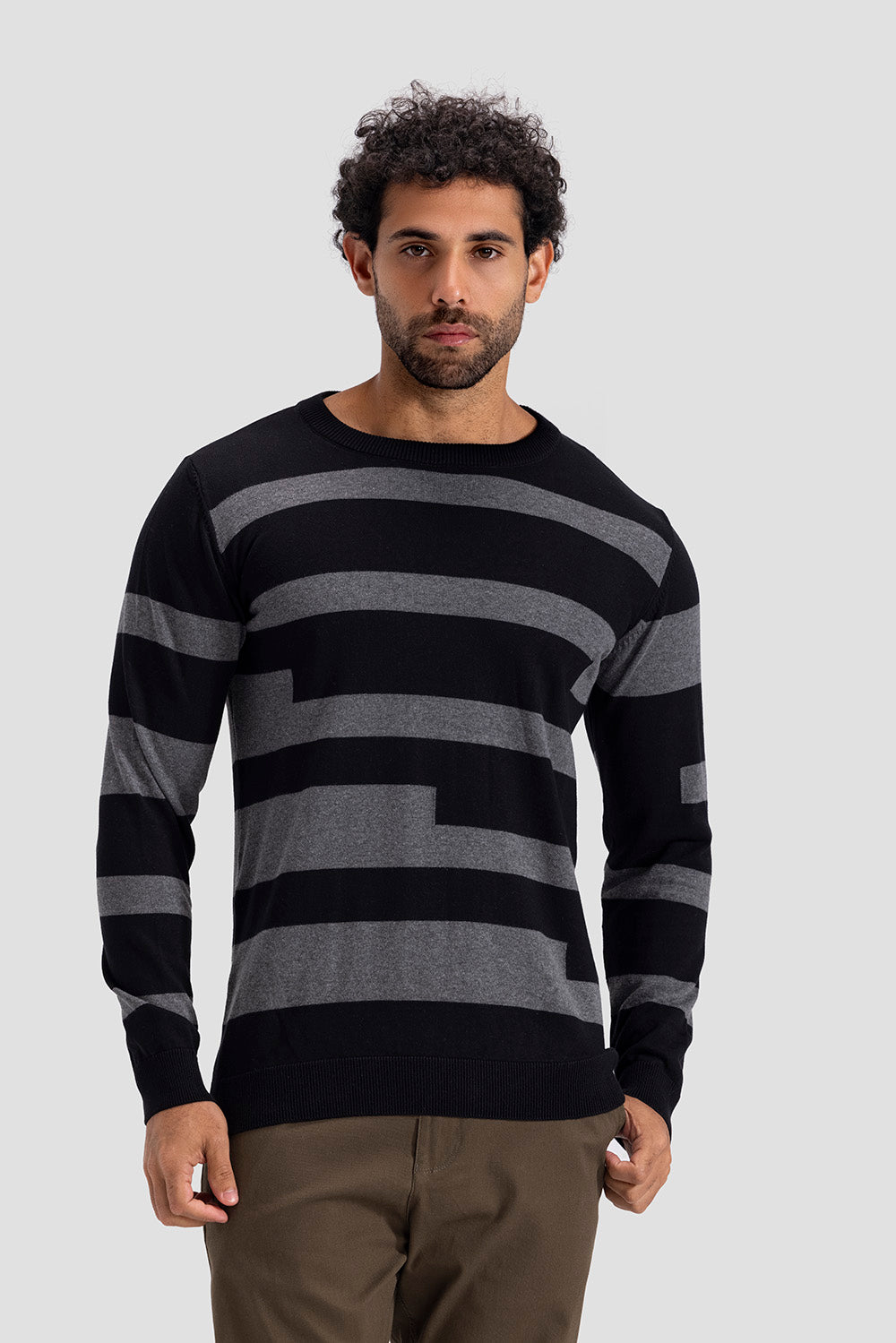 crew neck pullover