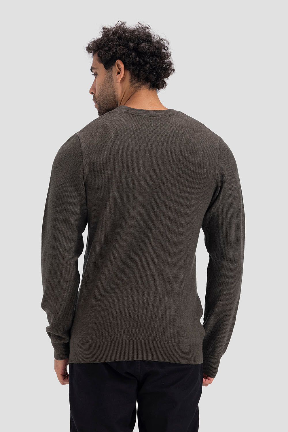 crew neck pullover