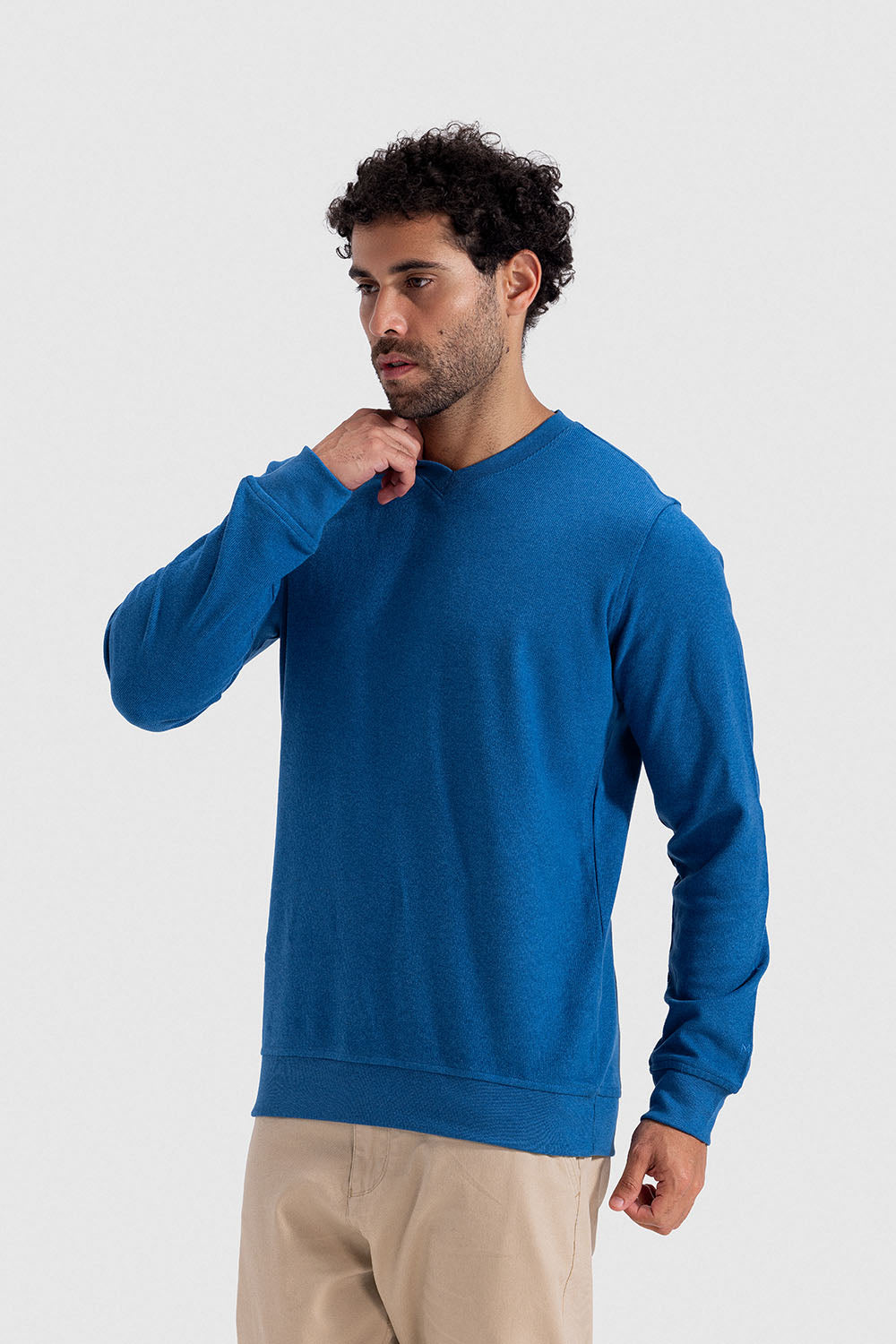 v neck sweatshirt