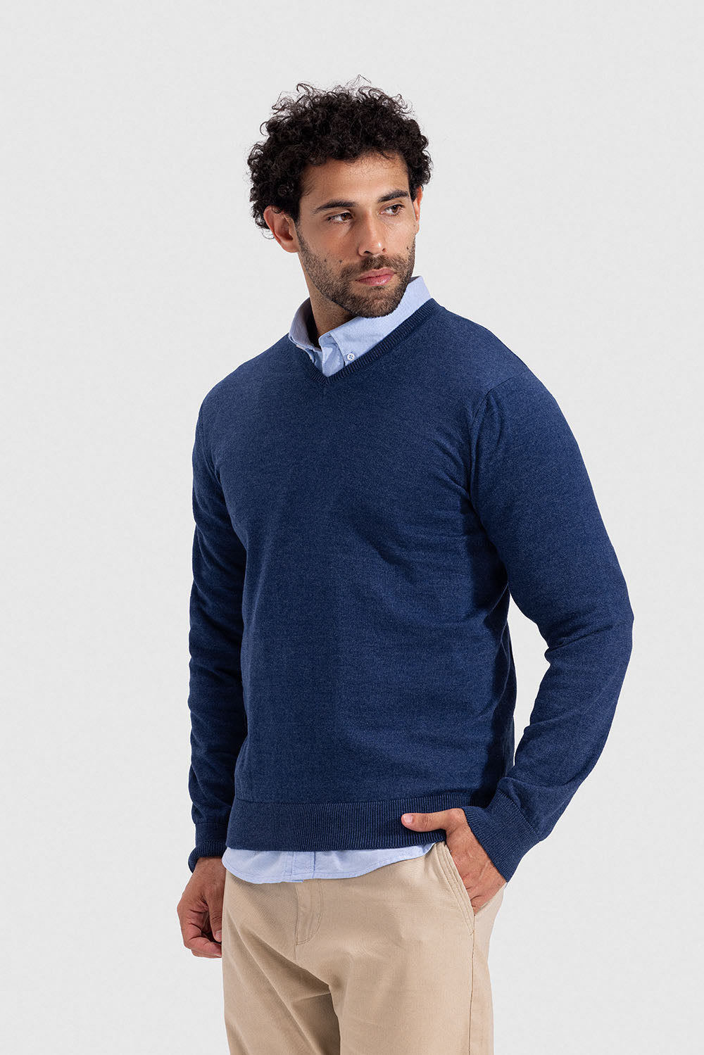 v neck slim fit pullover