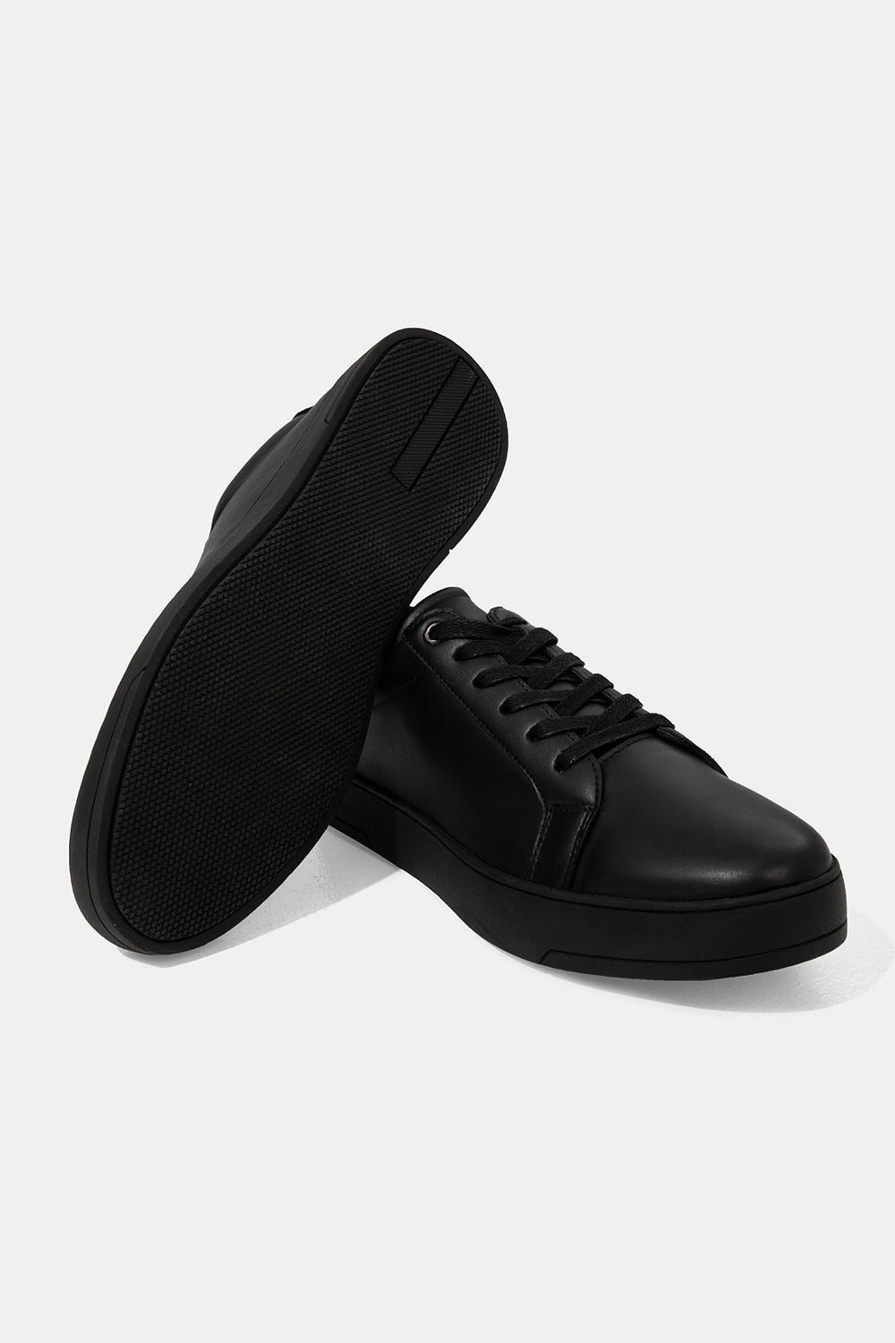 Black Casual Sneaker