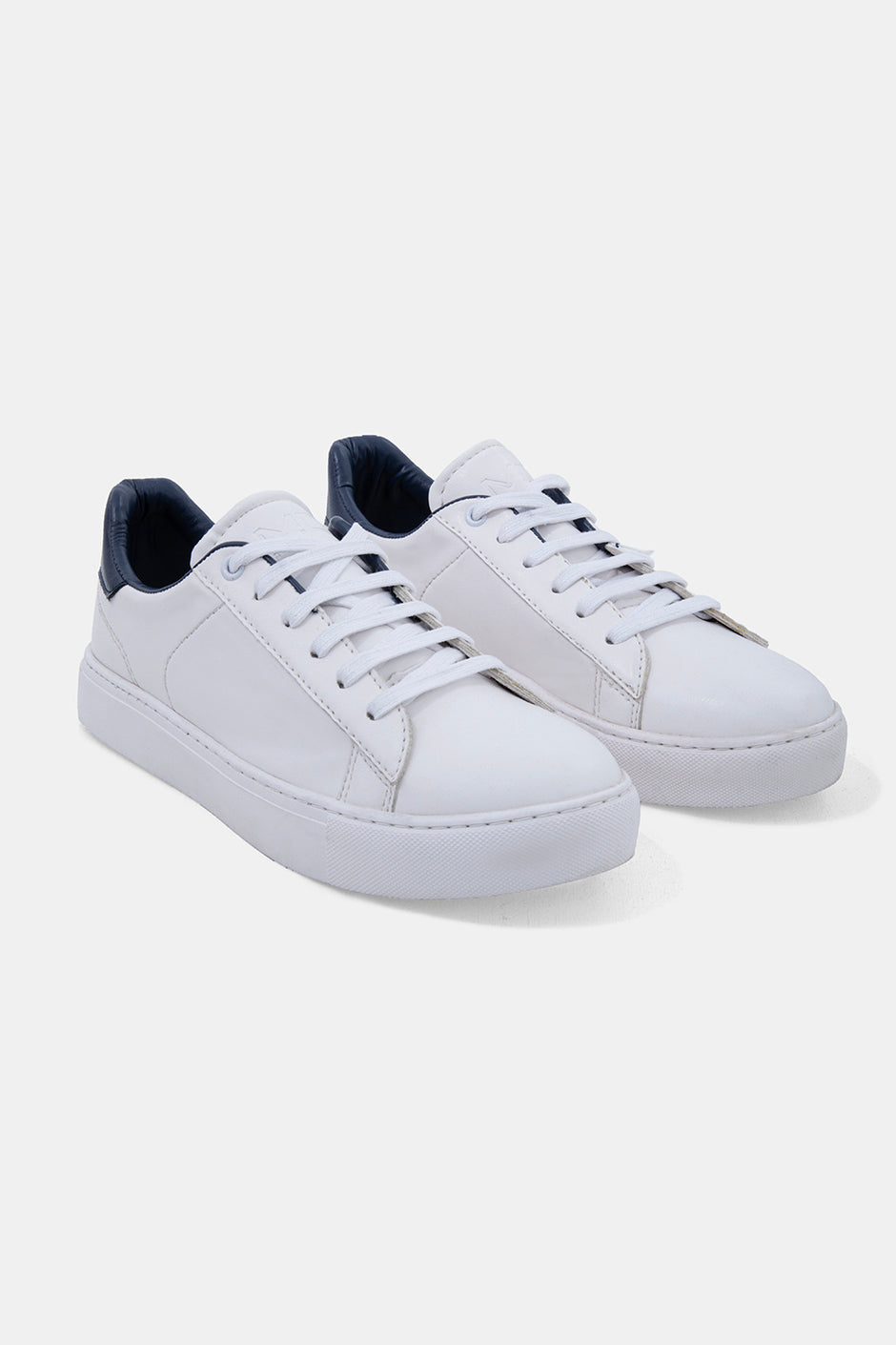 White Casual Sneaker