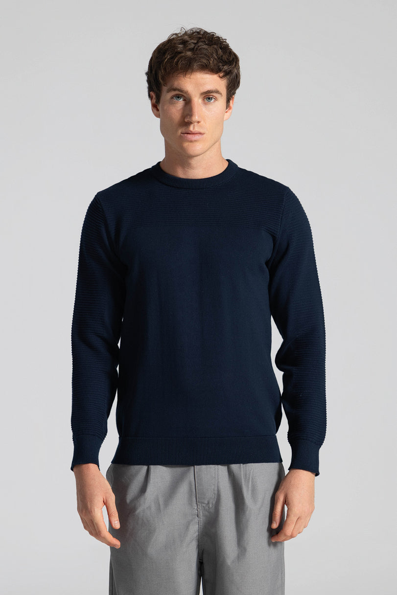 Basic crew Neck Pullover