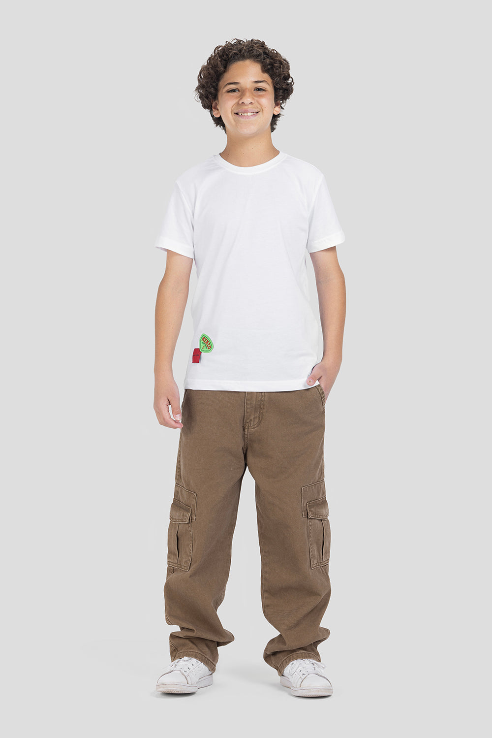 white crew neck t-shirt