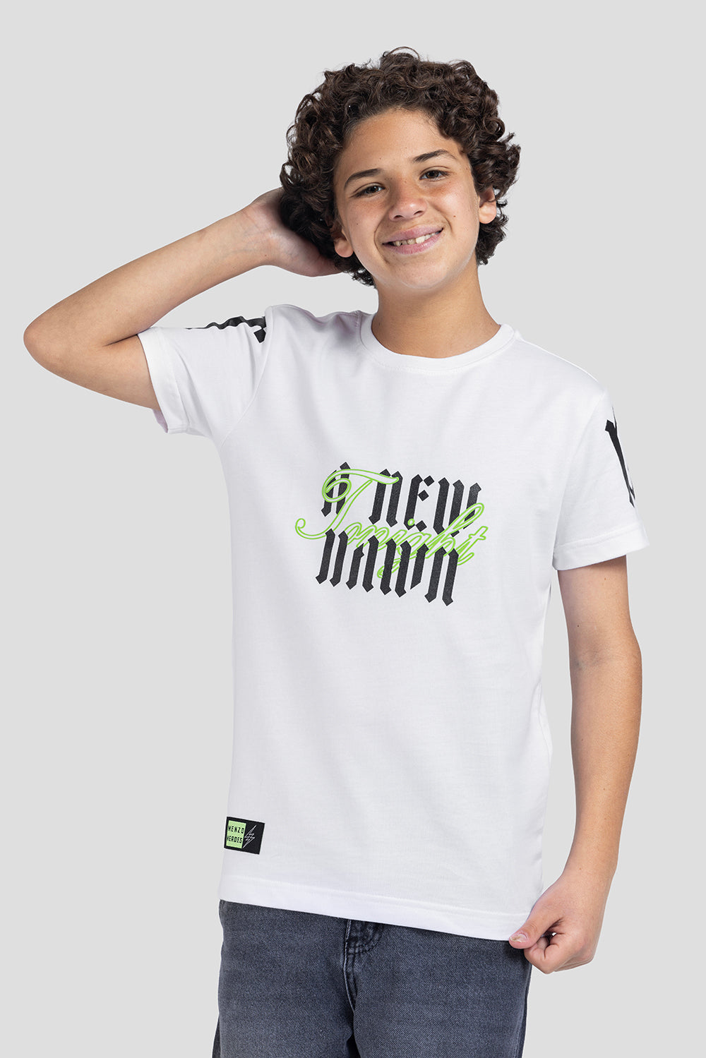 off white crew neck over size t-shirt